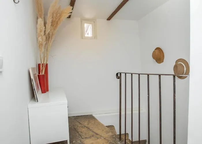 Bed & Breakfast Oustaou De Betty Et Bob 3*